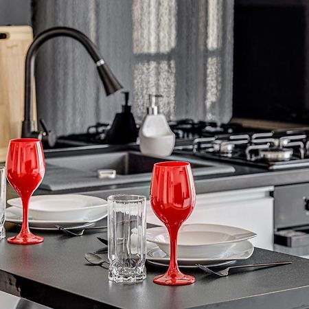 Ari Cinema Apartament With 2M Videoproiector Apartment Арад Екстериор снимка