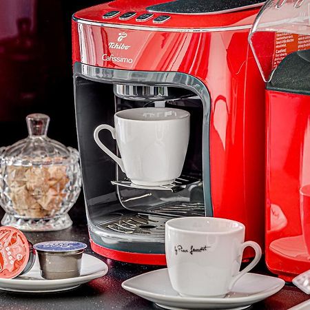 Ari Cinema Apartament With 2M Videoproiector Apartment Арад Екстериор снимка